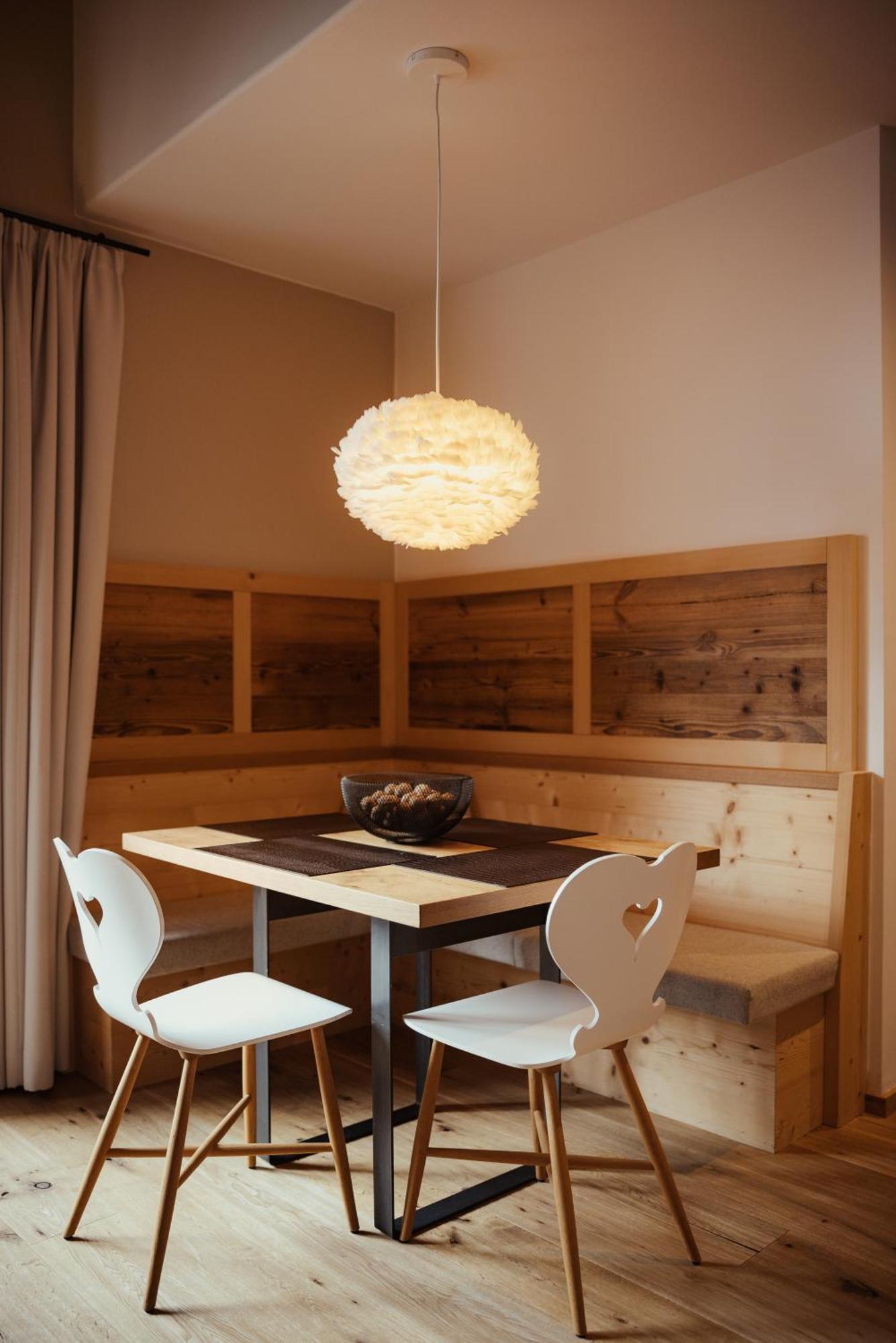 Villa Flora Mountain Lodges サン・カッシアーノ エクステリア 写真